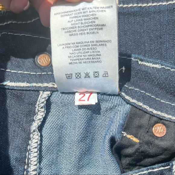 Miss Me Curvy Mid-Rise Boot Jeans - Picture 7 of 7